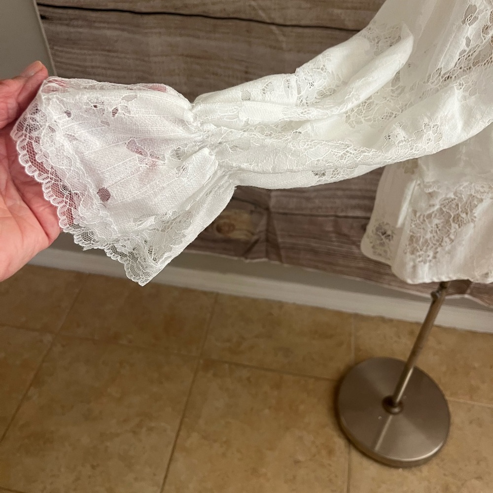 POL White Lace Ruffle Blouse - Picture 5 of 6